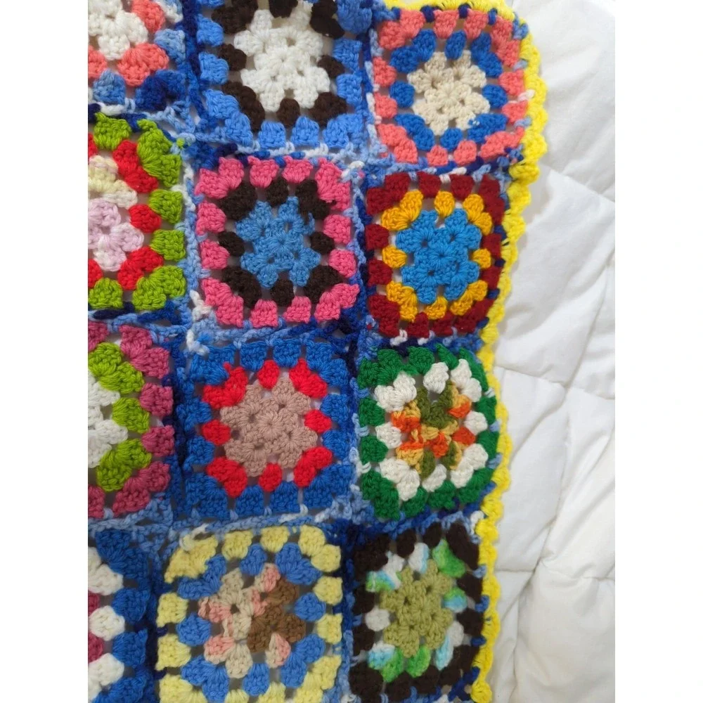 Handmade crocheted granny square‎ Afghan blanket throw yellow trim blue red pink